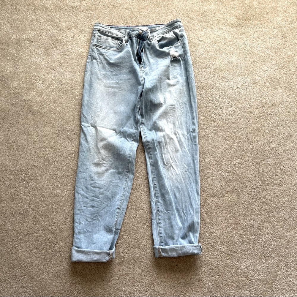 Cello Jeans with faded style.  Easy to roll up the bottoms for extra style